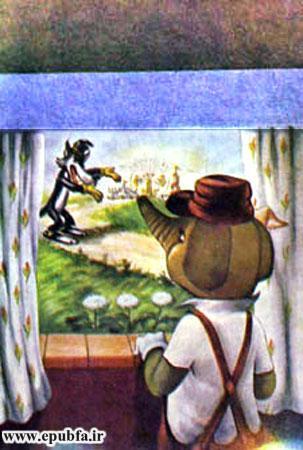 کتاب قصه کودکانه سه بچه فیل -  بچه فیل به لب پنجره می آید